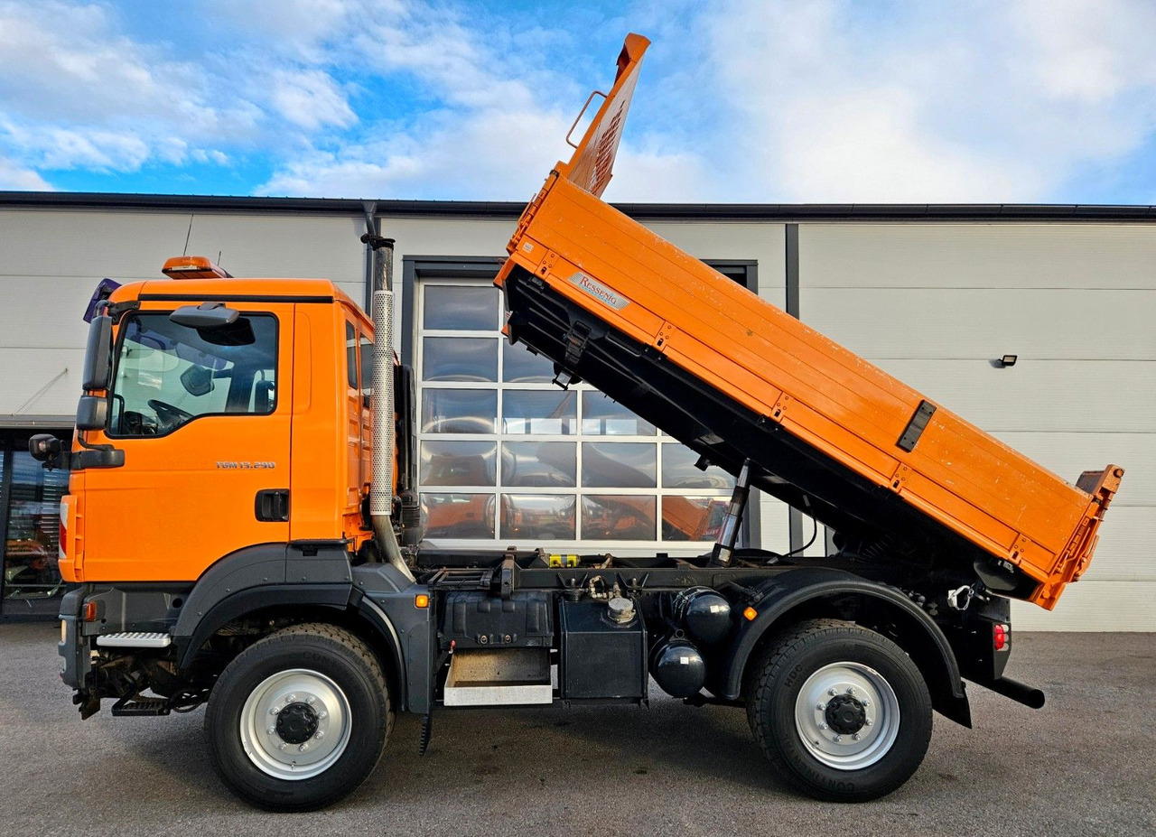 MAN TGM 13.290 4x4 Euro5 Winterdienst Single - Istovarivač: slika 2 MAN TGM 13.290 4x4 Euro5 Winterdienst Single - Istovarivač: slika 2