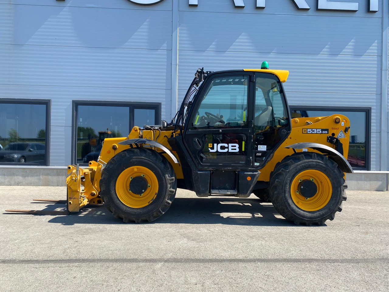 JCB 535-95 - Teleskopski upravljač: slika 4 JCB 535-95 - Teleskopski upravljač: slika 4