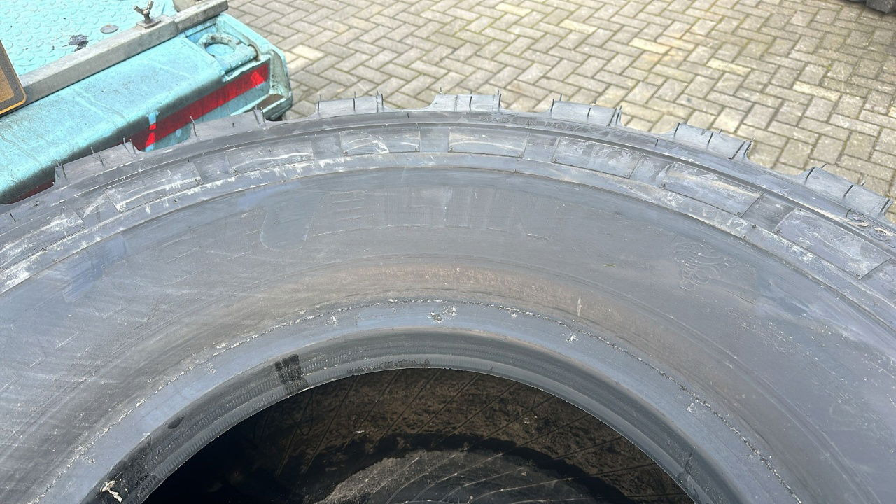 Michelin 23.5-25 XHA Banden 2 Stuks - Guma: slika 2 Michelin 23.5-25 XHA Banden 2 Stuks - Guma: slika 2