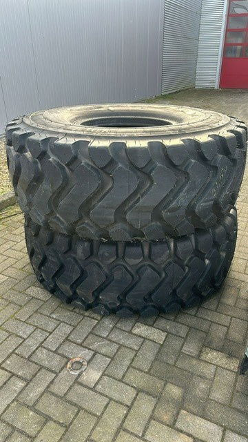 Michelin 23.5-25 XHA Banden 2 Stuks - Guma: slika 1 Michelin 23.5-25 XHA Banden 2 Stuks - Guma: slika 1