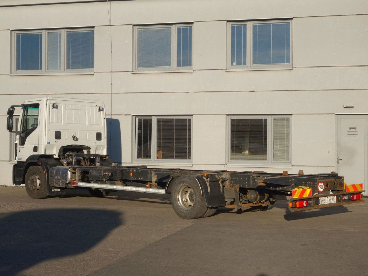 Iveco EuroCargo 150 150E 250 Wechselfahrgestel, BDFl - Kamion za prevoz kontejnera/ Kamion sa promenjivim sandukom: slika 4 Iveco EuroCargo 150 150E 250 Wechselfahrgestel, BDFl - Kamion za prevoz kontejnera/ Kamion sa promenjivim sandukom: slika 4