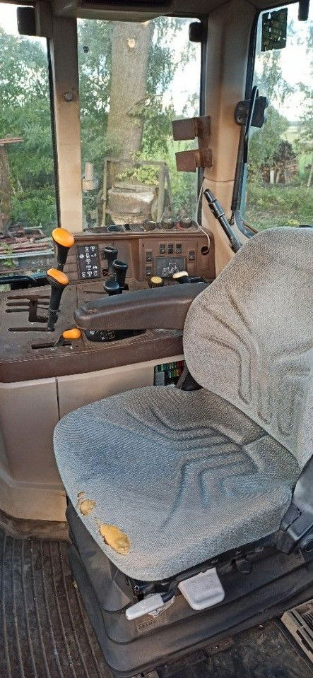 John Deere 6910 - Traktor: slika 5 John Deere 6910 - Traktor: slika 5