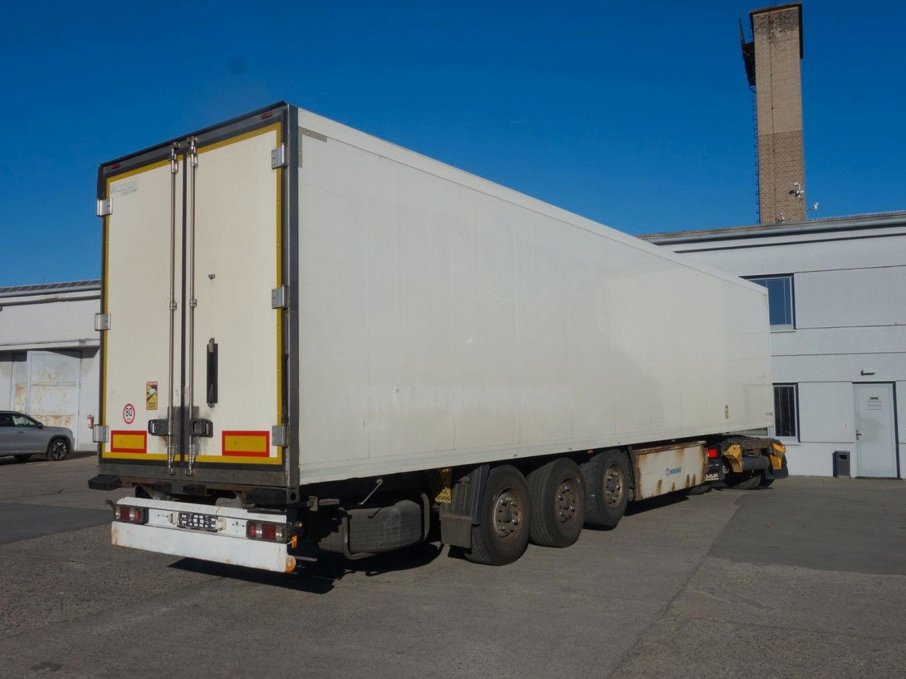 Krone SD, Carrier Maxima 1300, Doppelstock SD, Carrier Maxima 1300, Doppelstock - Poluprikolica hladnjače: slika 3 Krone SD, Carrier Maxima 1300, Doppelstock SD, Carrier Maxima 1300, Doppelstock - Poluprikolica hladnjače: slika 3