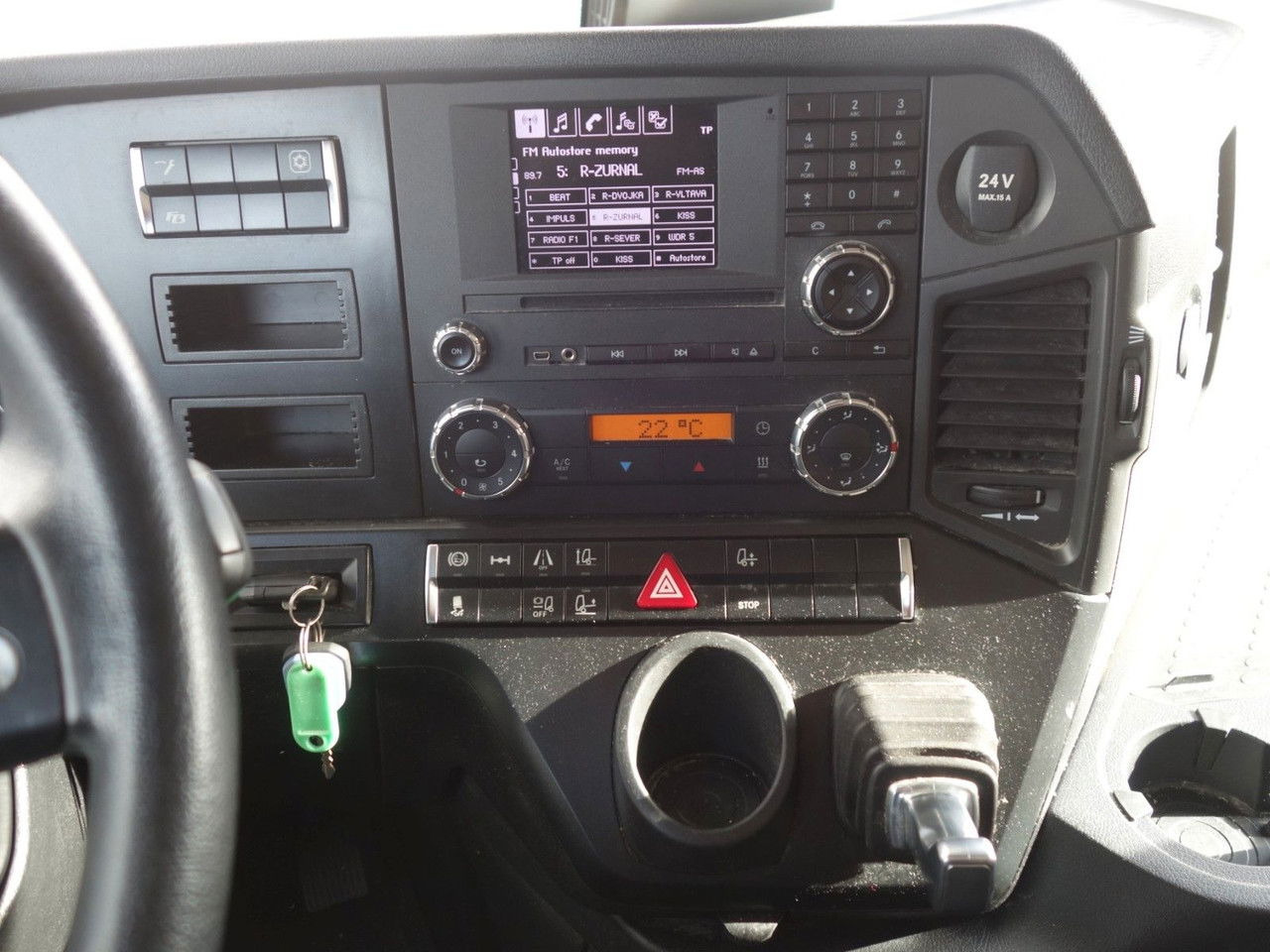 Tegljač Mercedes-Benz Actros 1845 Lsnrl, Lowdeck, Standklima, 2 Stk.: slika 16