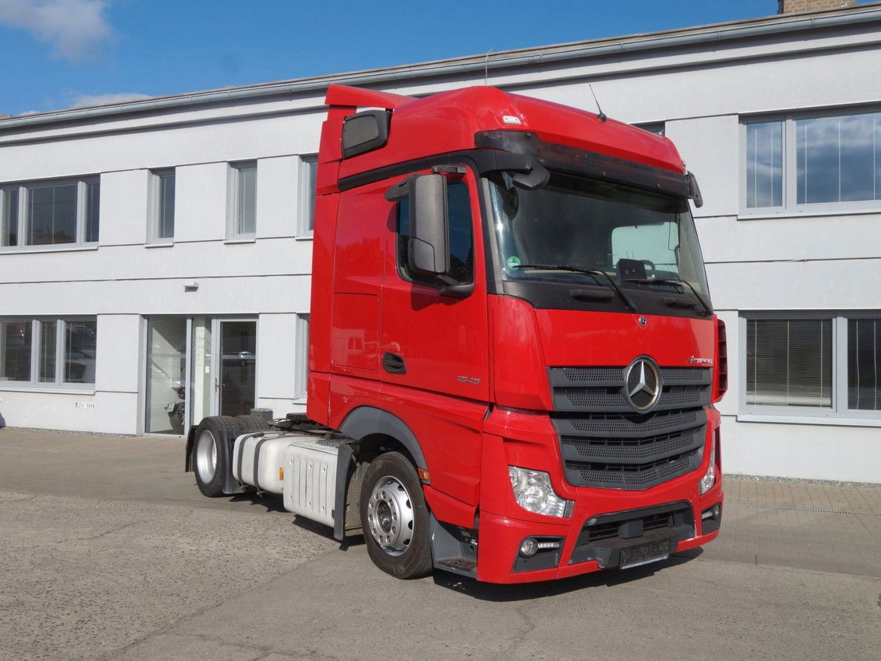 Mercedes-Benz Actros 1845 Lsnrl, Lowdeck, Standklima - Tegljač: slika 3 Mercedes-Benz Actros 1845 Lsnrl, Lowdeck, Standklima - Tegljač: slika 3