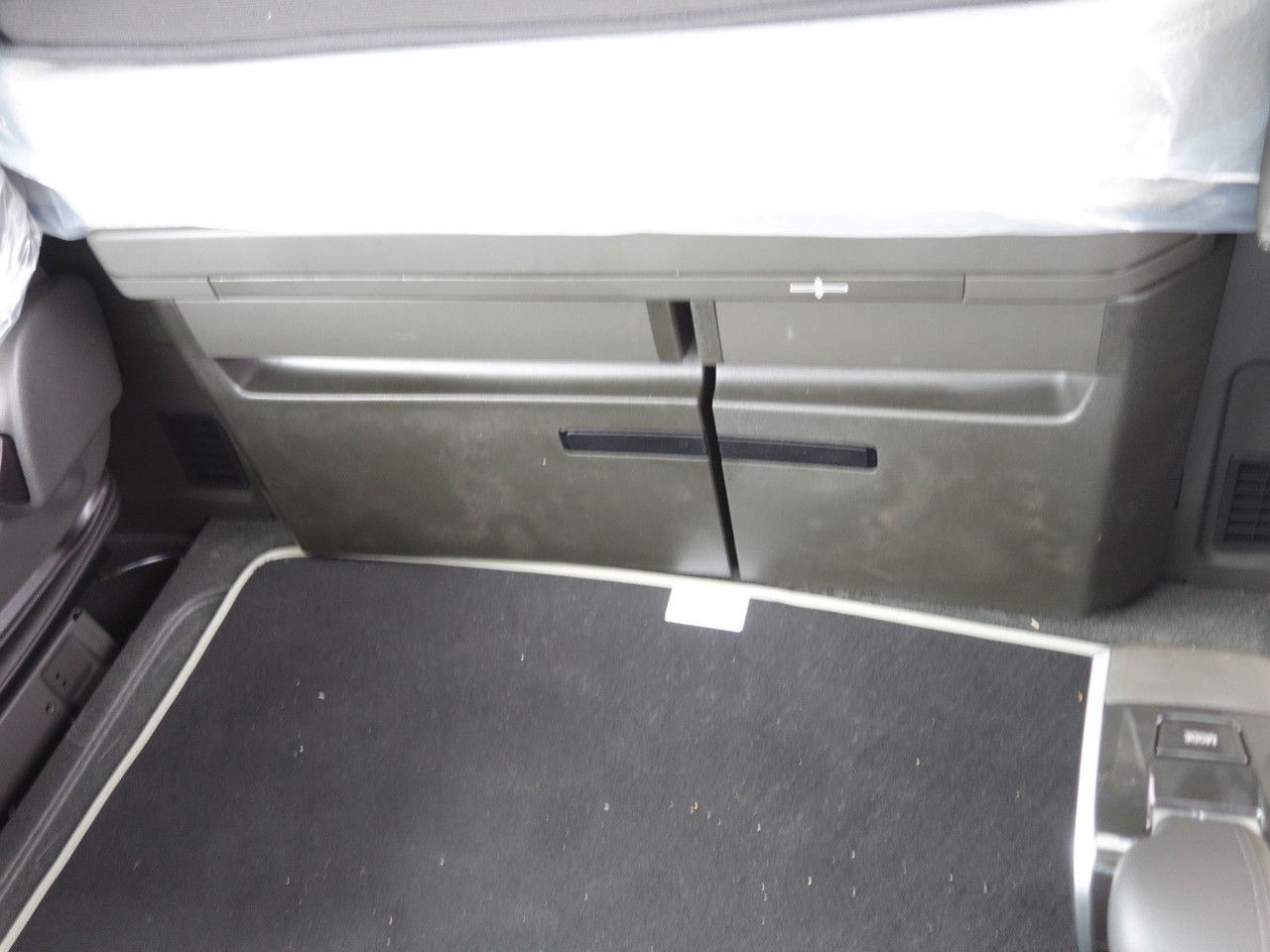 Kamion sa golom šasijom i zatvorenom kabinom Volvo FH 13 XL 460 TC Neue fur Kassbohrer,Rolfo, Rimo: slika 10