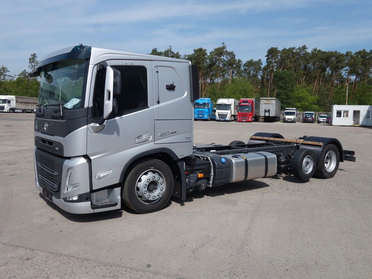 Volvo FM 460 FM13 6x2 Neue RTO , Kassbohrer, Rolfo, Rimo - Kamion sa golom šasijom i zatvorenom kabinom: slika 2 Volvo FM 460 FM13 6x2 Neue RTO , Kassbohrer, Rolfo, Rimo - Kamion sa golom šasijom i zatvorenom kabinom: slika 2