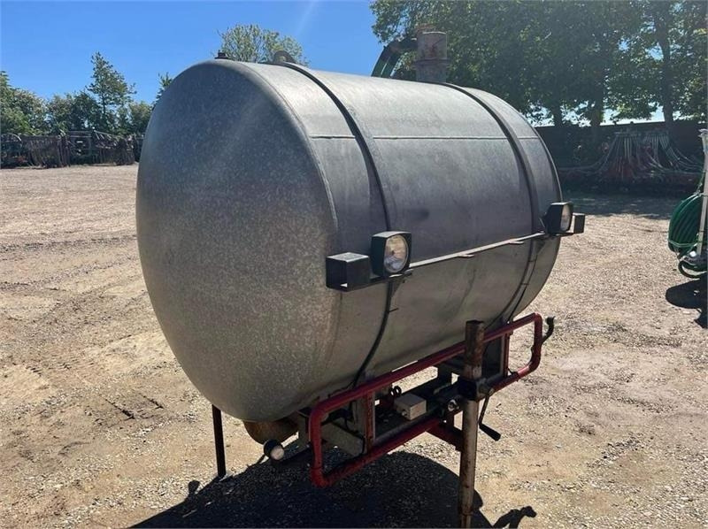 Linde 3 Ton - Rezervoar: slika 2 Linde 3 Ton - Rezervoar: slika 2