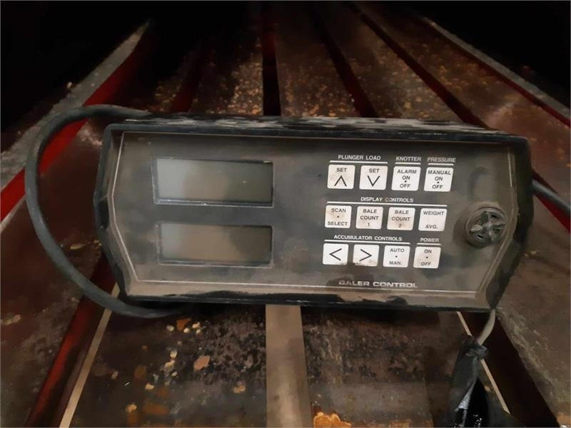 Massey Ferguson 190 - Balirka za kockaste bale: slika 5 Massey Ferguson 190 - Balirka za kockaste bale: slika 5