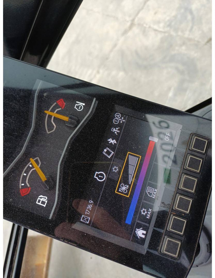 CAT 301.8-05 - Bager guseničar: slika 5 CAT 301.8-05 - Bager guseničar: slika 5