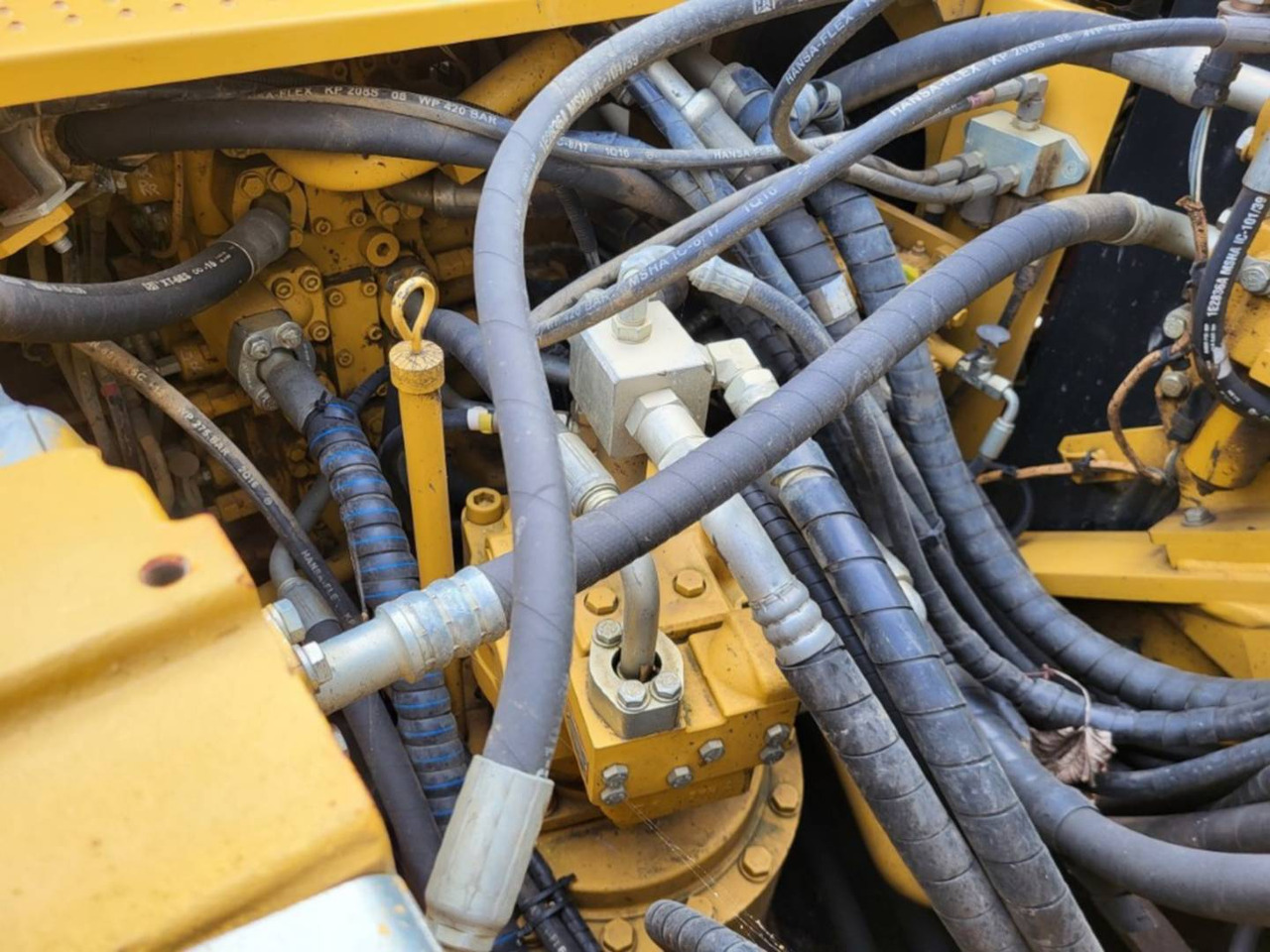 Bager guseničar CAT 326FLN: slika 17