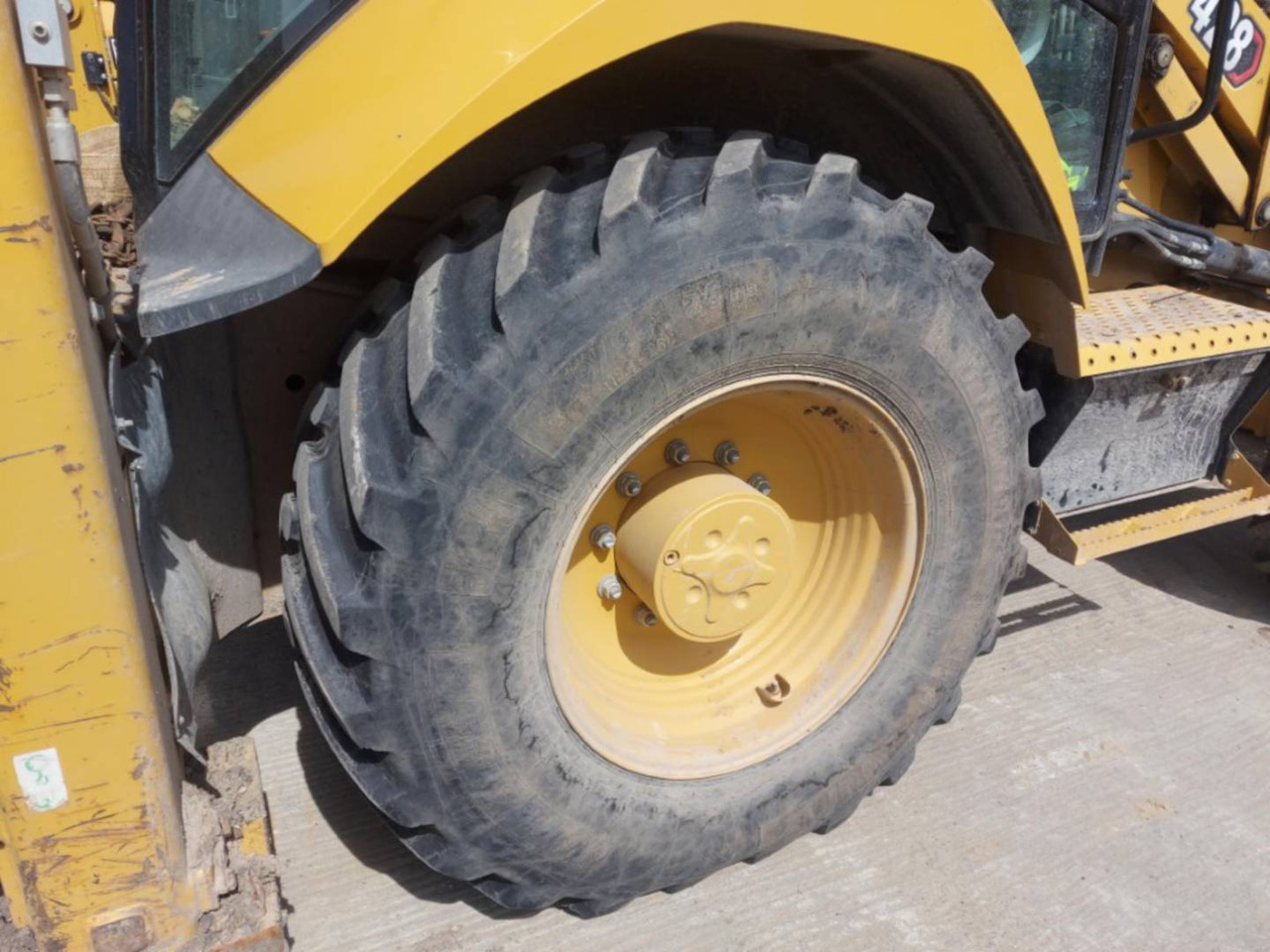 Bager utovarivač CAT 428: slika 13