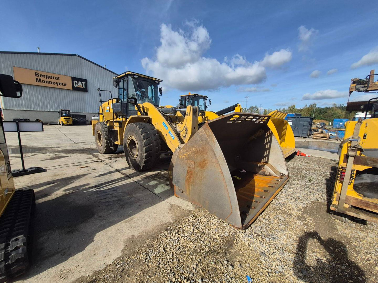 CAT 950 - Utovarivač točkaš: slika 2 CAT 950 - Utovarivač točkaš: slika 2