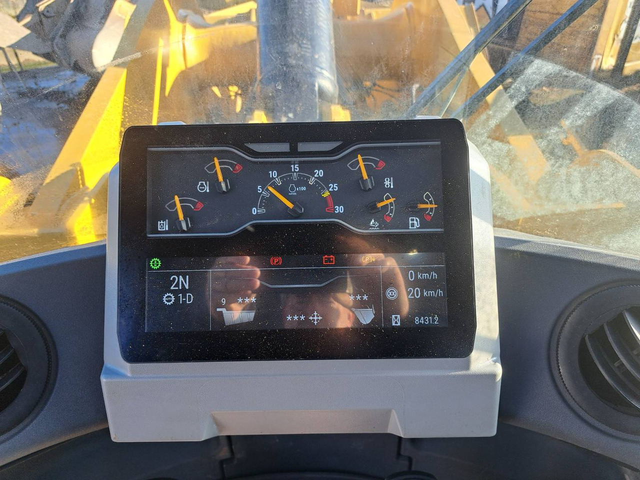 CAT 972 - Utovarivač točkaš: slika 5 CAT 972 - Utovarivač točkaš: slika 5