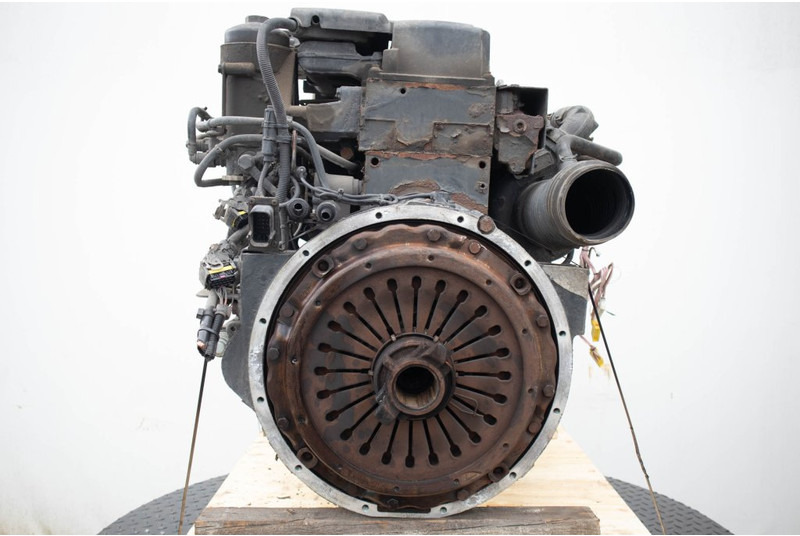 MAN D0836LFL40 EURO2 240 PS - Motor za Kamion: slika 4 MAN D0836LFL40 EURO2 240 PS - Motor za Kamion: slika 4