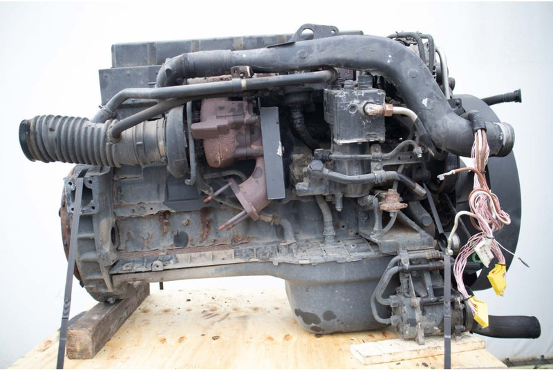 MAN D0836LFL40 EURO2 240 PS - Motor za Kamion: slika 1 MAN D0836LFL40 EURO2 240 PS - Motor za Kamion: slika 1