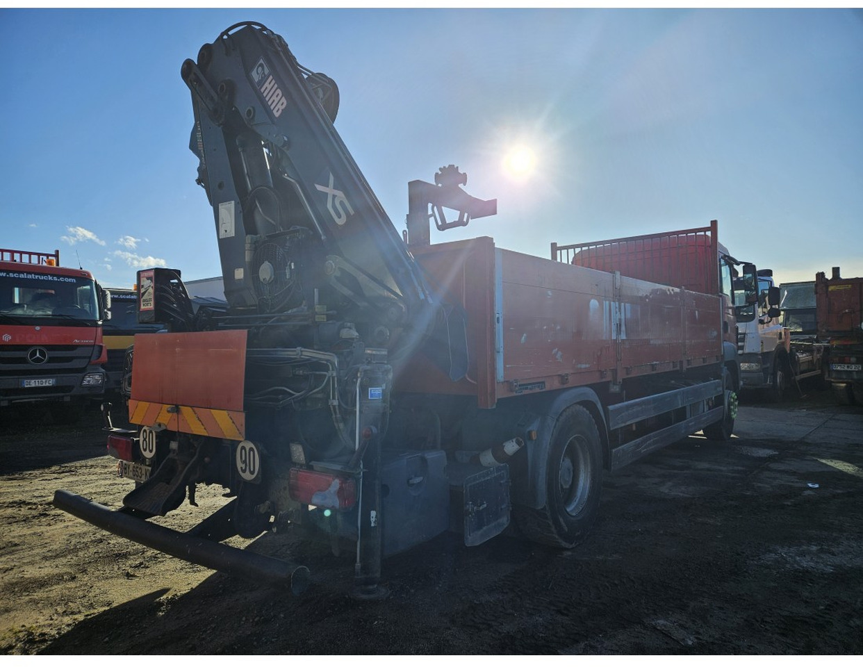 MAN TGS 18.400 Euro 5 Flat bed Full Spring suspension HIAB 122E -3 hiduo Crane Kran Remote - Kamion sa tovarnim sandukom, Kamion sa dizalicom: slika 4 MAN TGS 18.400 Euro 5 Flat bed Full Spring suspension HIAB 122E -3 hiduo Crane Kran Remote - Kamion sa tovarnim sandukom, Kamion sa dizalicom: slika 4