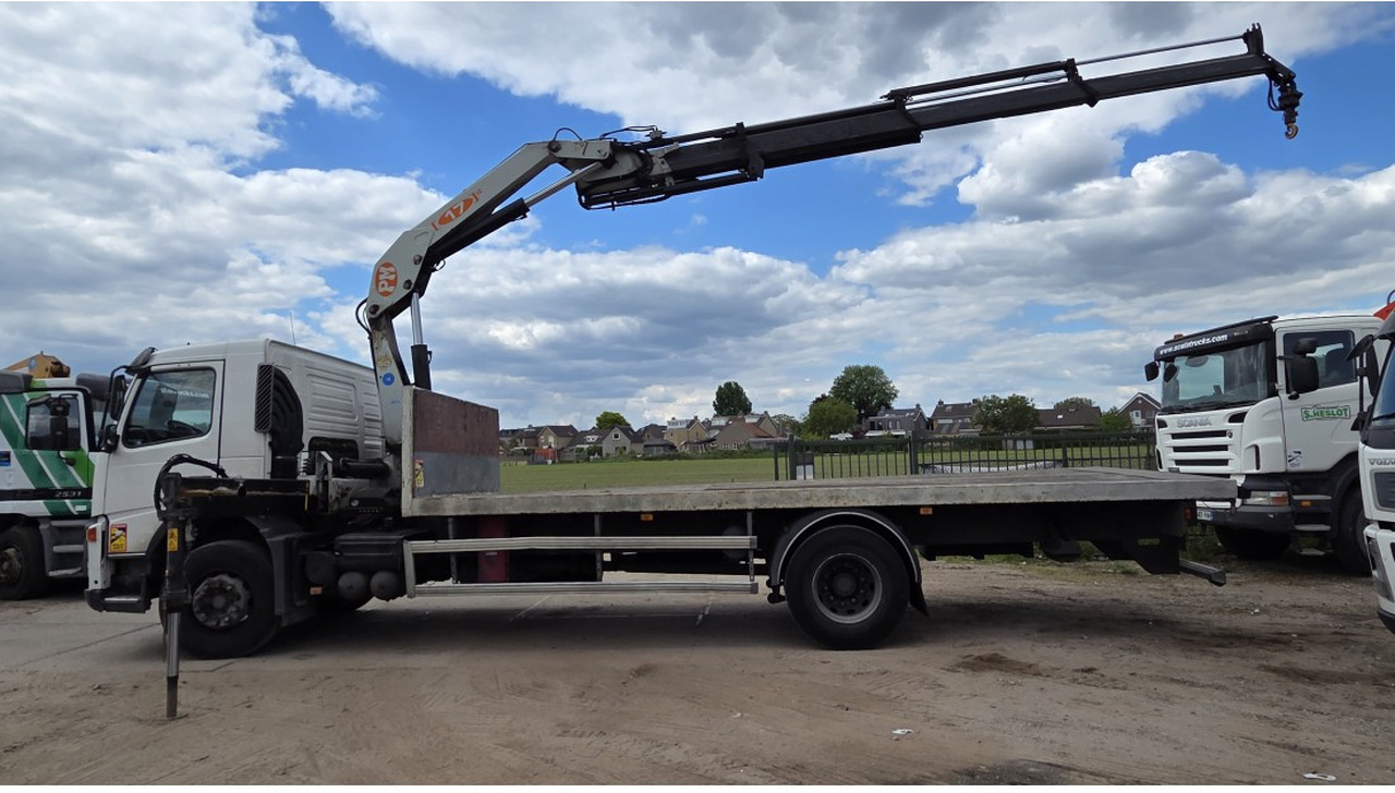 VOLVO FM 330 FLATBED 4X2 PM 17 LC 17 TON - Kamion sa tovarnim sandukom, Kamion sa dizalicom: slika 2 VOLVO FM 330 FLATBED 4X2 PM 17 LC 17 TON - Kamion sa tovarnim sandukom, Kamion sa dizalicom: slika 2