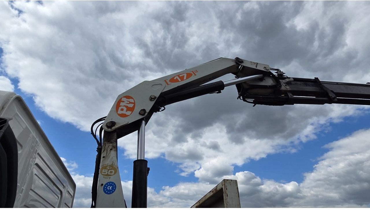 VOLVO FM 330 FLATBED 4X2 PM 17 LC 17 TON - Kamion sa tovarnim sandukom, Kamion sa dizalicom: slika 5 VOLVO FM 330 FLATBED 4X2 PM 17 LC 17 TON - Kamion sa tovarnim sandukom, Kamion sa dizalicom: slika 5