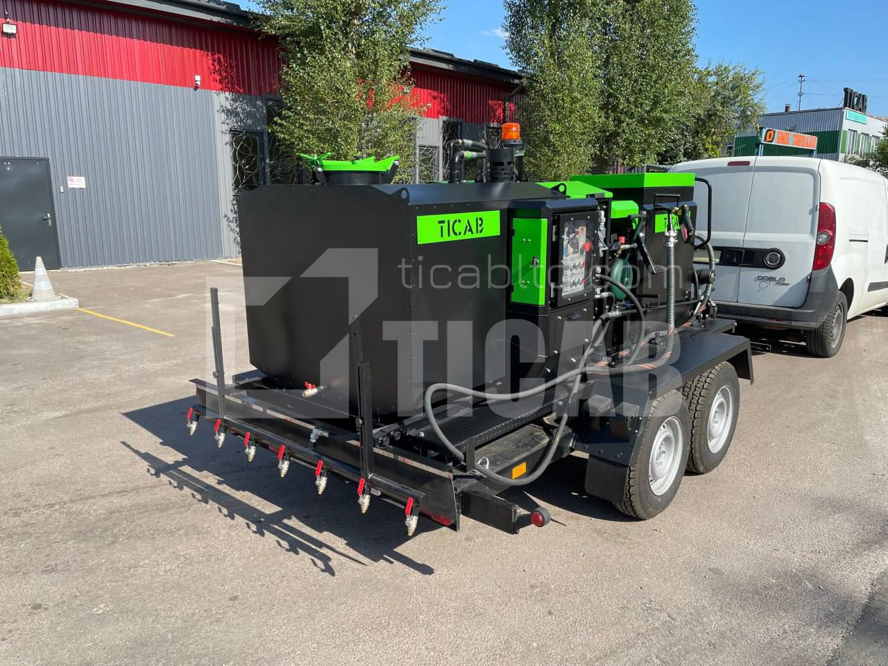 TICAB New Bitumen Combo Machine, Asphalt Crack Sealer, Asphalt Distributor, Manufacturer, - Prskalica bitu-emulzije: slika 3 TICAB New Bitumen Combo Machine, Asphalt Crack Sealer, Asphalt Distributor, Manufacturer, - Prskalica bitu-emulzije: slika 3