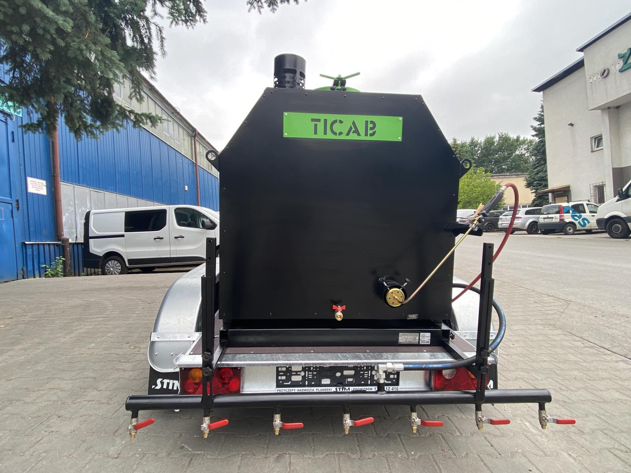TICAB SelfPropelled Bitumen Emulsion Sprayer,1000L,Manufacturer - Prskalica bitu-emulzije: slika 5 TICAB SelfPropelled Bitumen Emulsion Sprayer,1000L,Manufacturer - Prskalica bitu-emulzije: slika 5