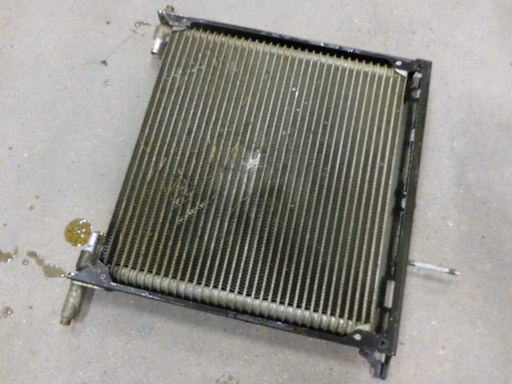 CAT 906 H 2 Oljekylare, 274-5160  - Radijator za Građevinska mašina: slika 2 CAT 906 H 2 Oljekylare, 274-5160  - Radijator za Građevinska mašina: slika 2