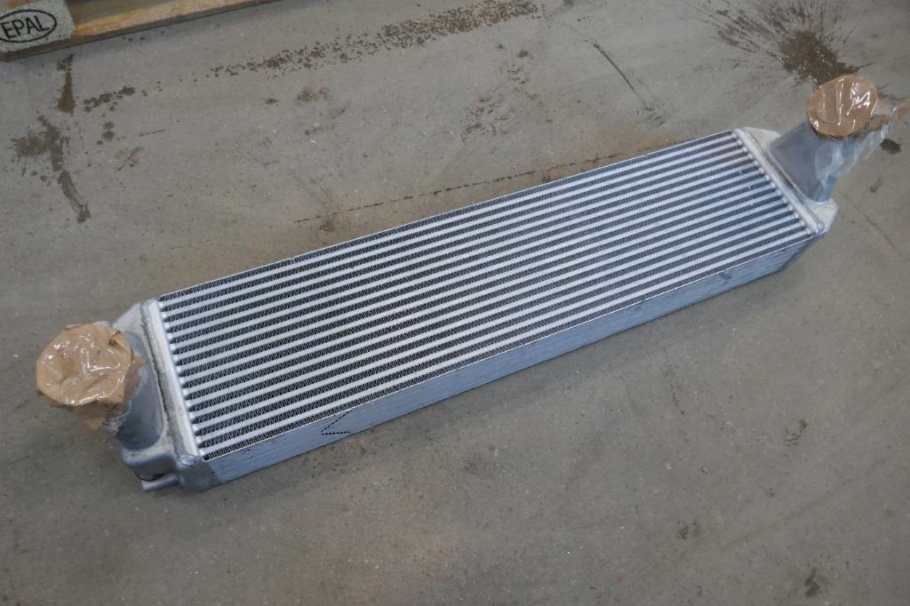 Volvo EC 300 E, Intercooler voe17514327 - Radijator za Građevinska mašina: slika 2 Volvo EC 300 E, Intercooler voe17514327 - Radijator za Građevinska mašina: slika 2
