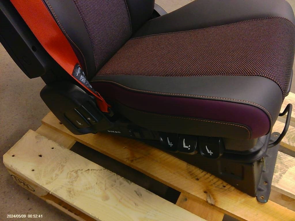 Volvo FM förarstol, 23766422 - Kabina za Kamion: slika 5 Volvo FM förarstol, 23766422 - Kabina za Kamion: slika 5