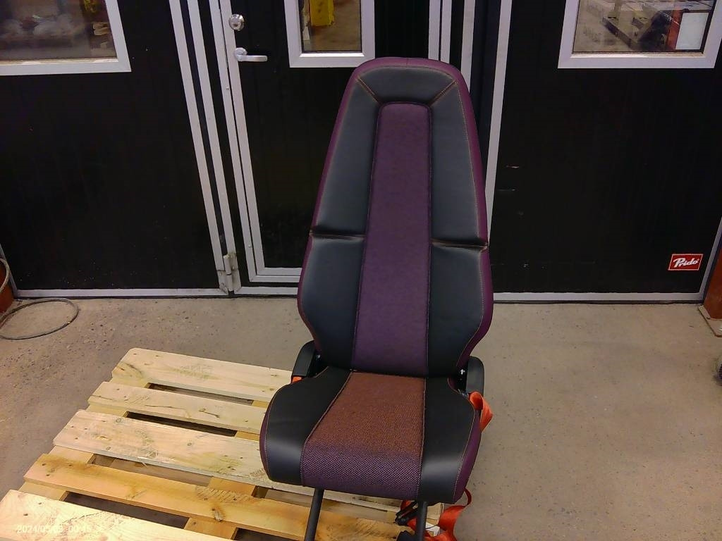 Volvo FM passagerarstol, 23766362 - Kabina za Kamion: slika 1 Volvo FM passagerarstol, 23766362 - Kabina za Kamion: slika 1