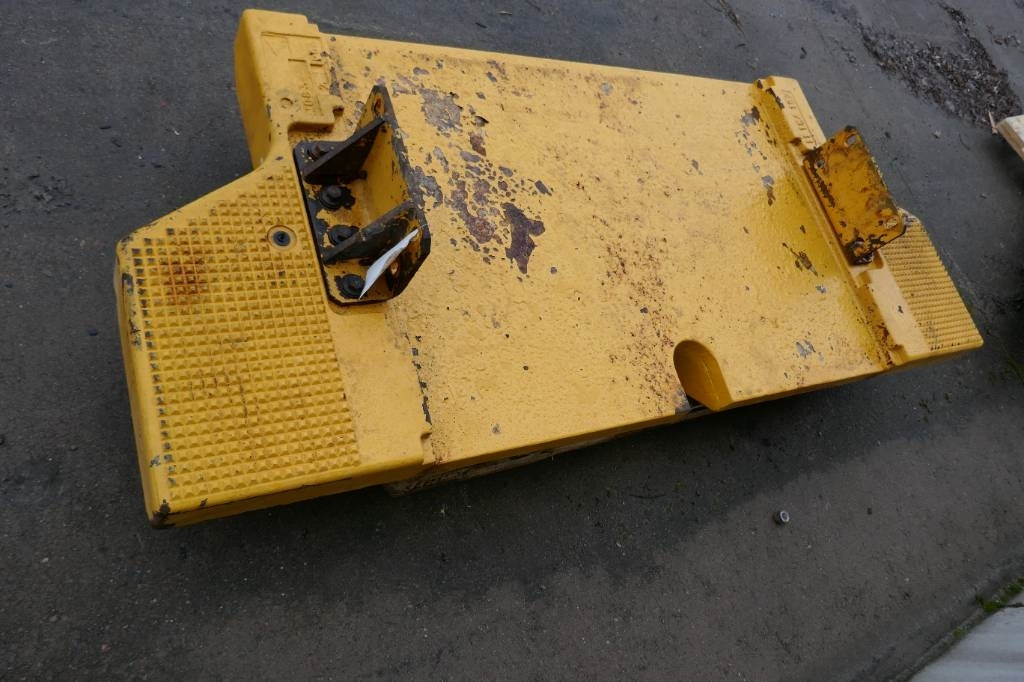 Volvo L180 HL Extra motvikt, voe11154152 - Ram/ Šasija za Građevinska mašina: slika 1 Volvo L180 HL Extra motvikt, voe11154152 - Ram/ Šasija za Građevinska mašina: slika 1