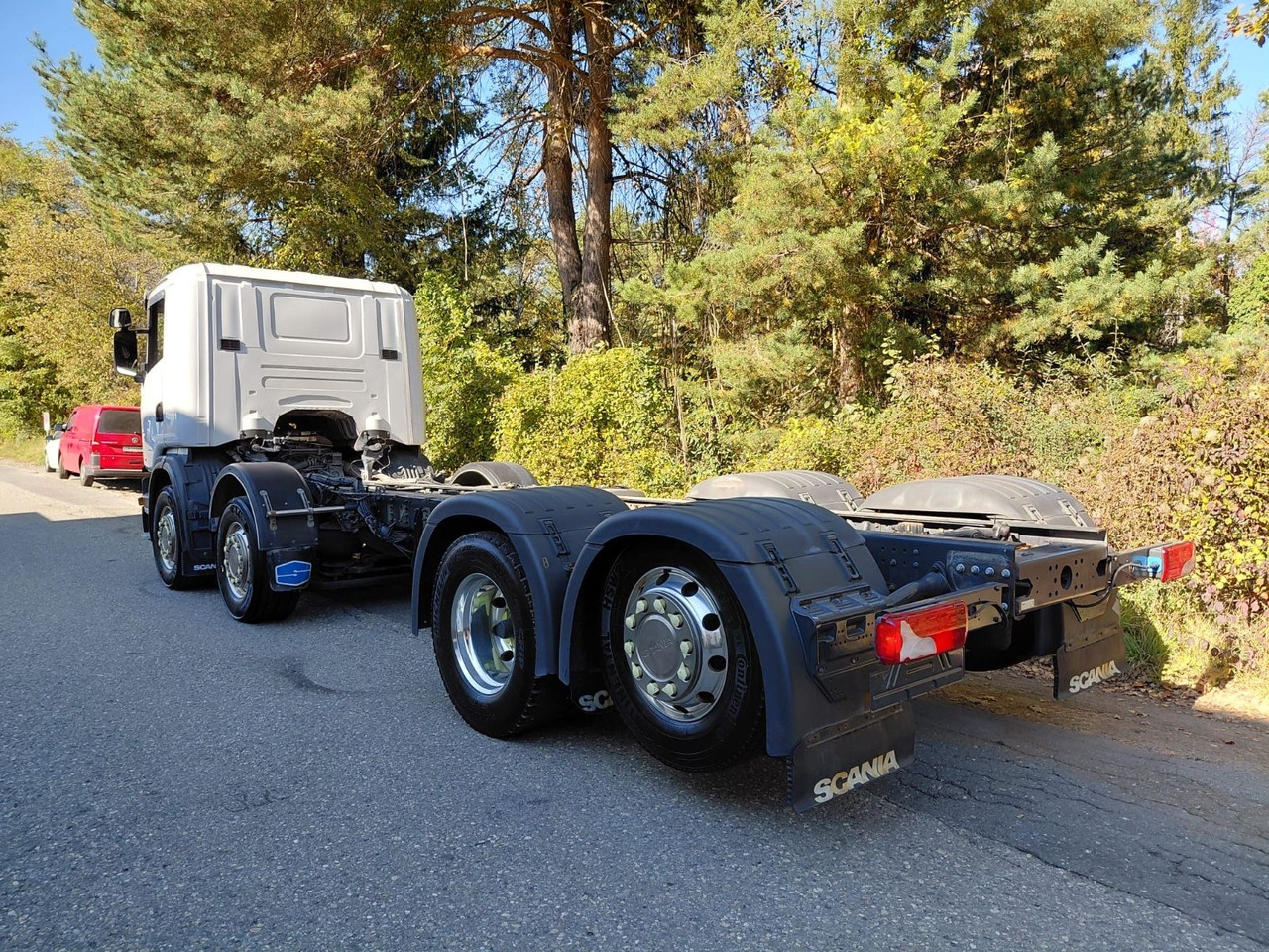 Scania G490 8x2, ADR, Retarder, Opticruise, Fahrgestell - Kamion sa golom šasijom i zatvorenom kabinom: slika 4 Scania G490 8x2, ADR, Retarder, Opticruise, Fahrgestell - Kamion sa golom šasijom i zatvorenom kabinom: slika 4