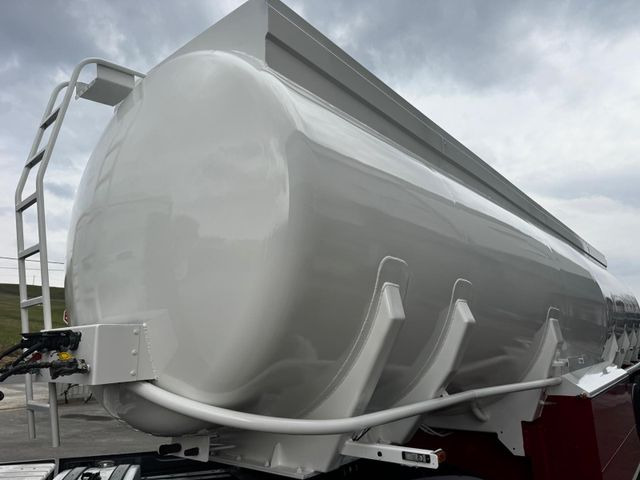 Schwarzmüller TS 3/E ADR, 6 Kammern Treibstoff Fuel - Poluprikolica cisterna: slika 5 Schwarzmüller TS 3/E ADR, 6 Kammern Treibstoff Fuel - Poluprikolica cisterna: slika 5