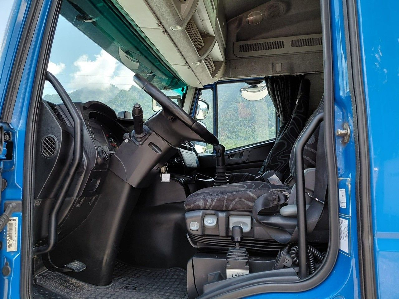 Tegljač Iveco 440S48TX Stralis 6x2, E6, Kipphydraulik: slika 9 Tegljač Iveco 440S48TX Stralis 6x2, E6, Kipphydraulik: slika 9