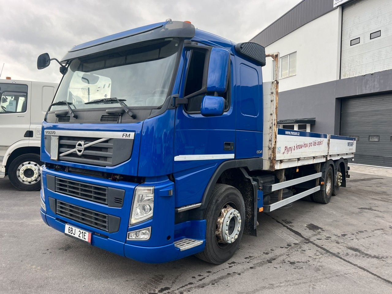 Volvo FM 460 6x2, E5, L:7200mm - Kamion sa tovarnim sandukom: slika 1 Volvo FM 460 6x2, E5, L:7200mm - Kamion sa tovarnim sandukom: slika 1