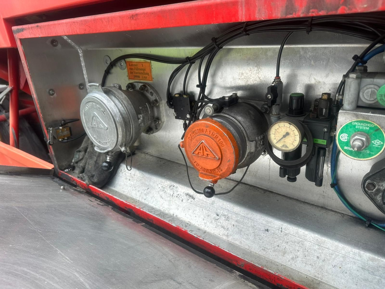 Willig 2 ANH 21.0, ADR, Benzin/Diesel, 19950Lite - Prikolica cisterna: slika 5 Willig 2 ANH 21.0, ADR, Benzin/Diesel, 19950Lite - Prikolica cisterna: slika 5