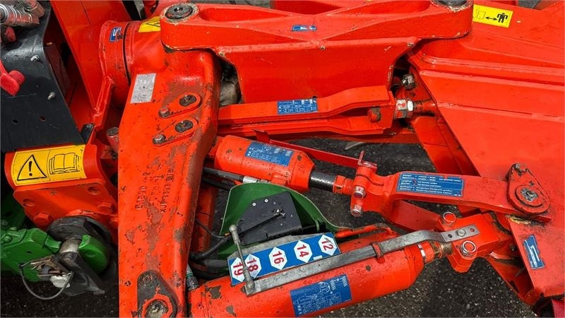 Kuhn Vari Master 183 6 Furet 183 - Plug: slika 5 Kuhn Vari Master 183 6 Furet 183 - Plug: slika 5