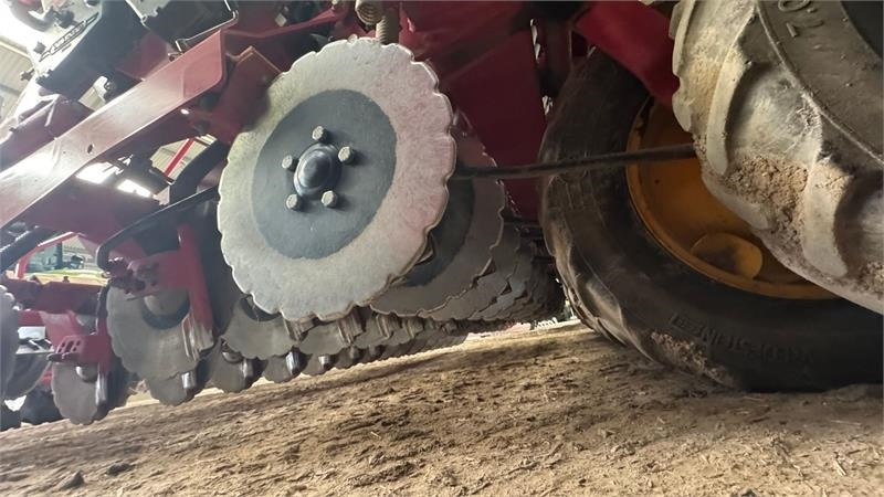 Vaderstad Rapid 400C Rapid 400 C - Kombinovana mašina za setvu: slika 5 Vaderstad Rapid 400C Rapid 400 C - Kombinovana mašina za setvu: slika 5