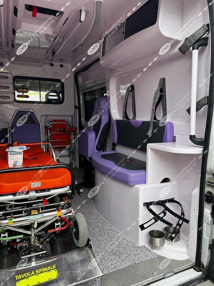 FIAT FIAT 290 DUCATO - Vozilo hitne pomoći: slika 4 FIAT FIAT 290 DUCATO - Vozilo hitne pomoći: slika 4