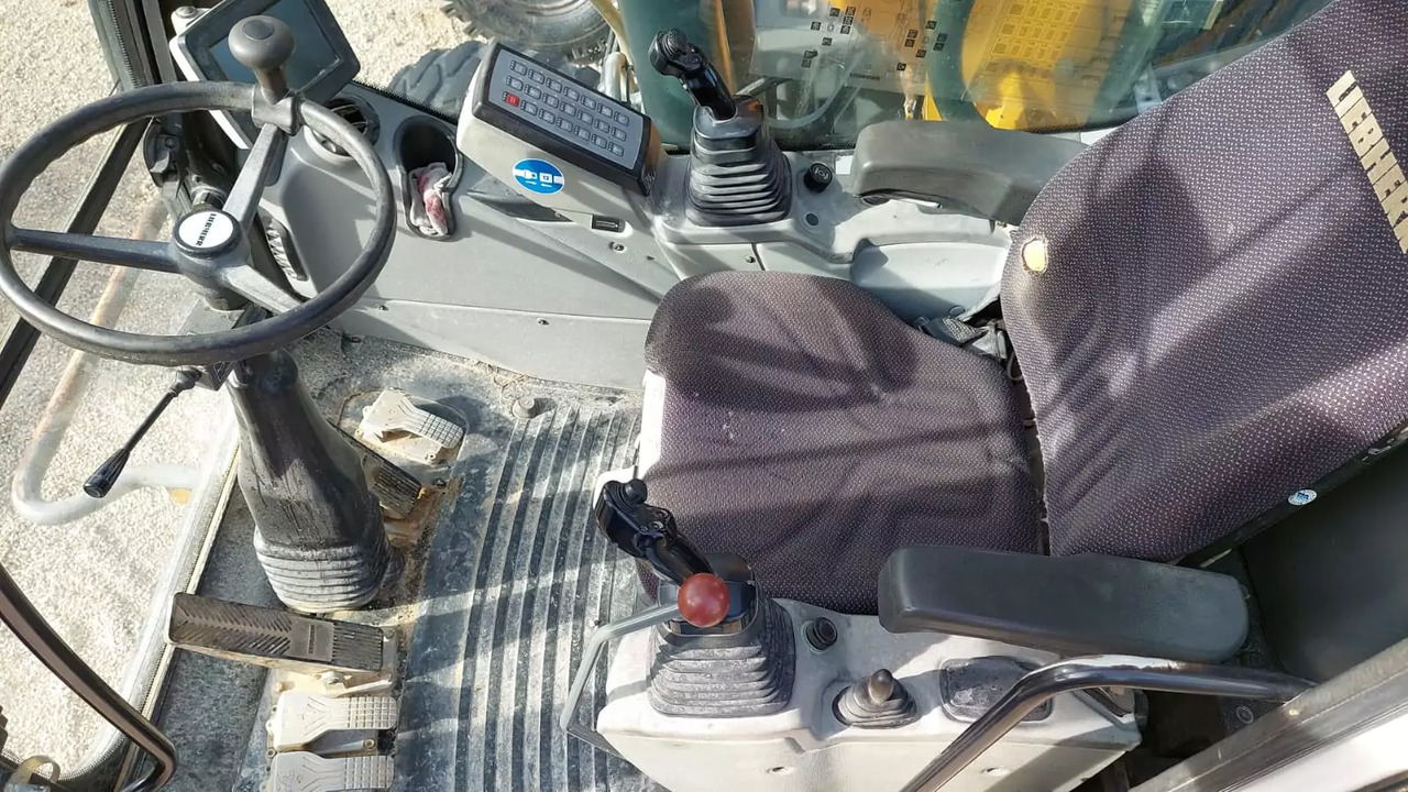 2013 Liebherr A 916 Litronic - Bager točkaš: slika 5 2013 Liebherr A 916 Litronic - Bager točkaš: slika 5