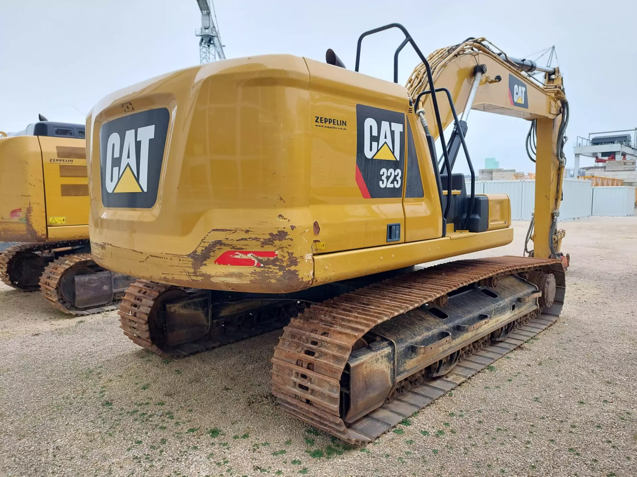 2019 Caterpillar 323 - Bager guseničar: slika 3 2019 Caterpillar 323 - Bager guseničar: slika 3