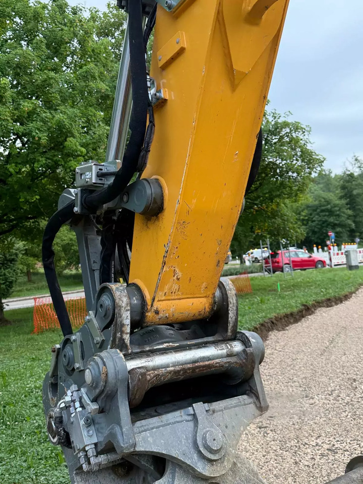 2023 Liebherr A 918 Compact G6.0-D Litronic - Bager točkaš: slika 4 2023 Liebherr A 918 Compact G6.0-D Litronic - Bager točkaš: slika 4