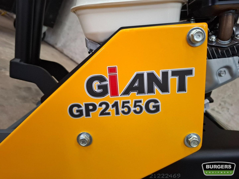 Lizing Giant GP2155G Trilplaat NIEUW Giant GP2155G Trilplaat NIEUW: slika 6 Lizing Giant GP2155G Trilplaat NIEUW Giant GP2155G Trilplaat NIEUW: slika 6