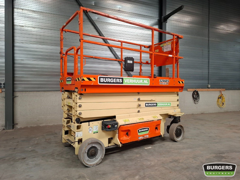 JLG 3246ES - Lift u obliku makaza: slika 1 JLG 3246ES - Lift u obliku makaza: slika 1