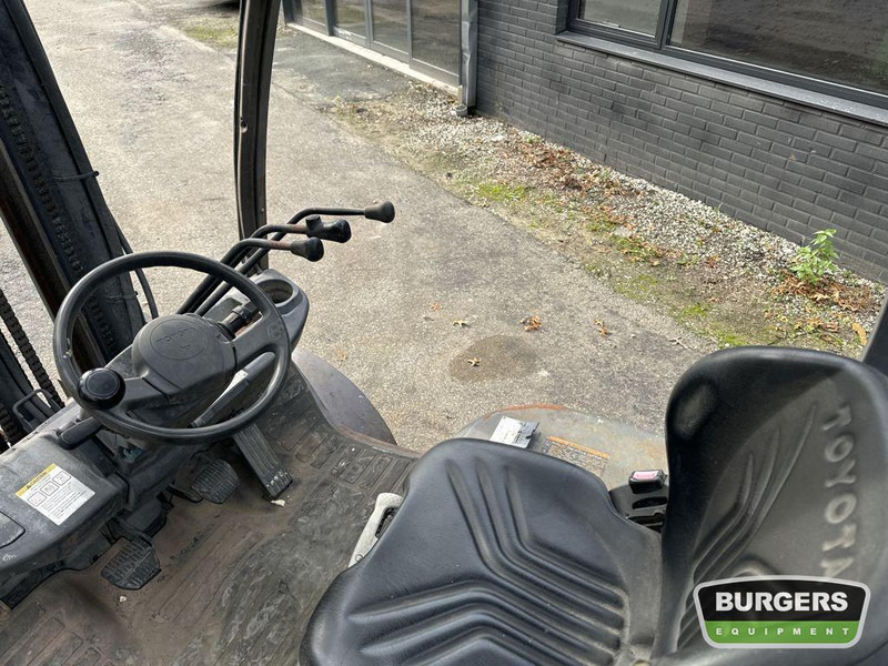 Toyota 8FDF25 - Dizel viljuškar: slika 5 Toyota 8FDF25 - Dizel viljuškar: slika 5