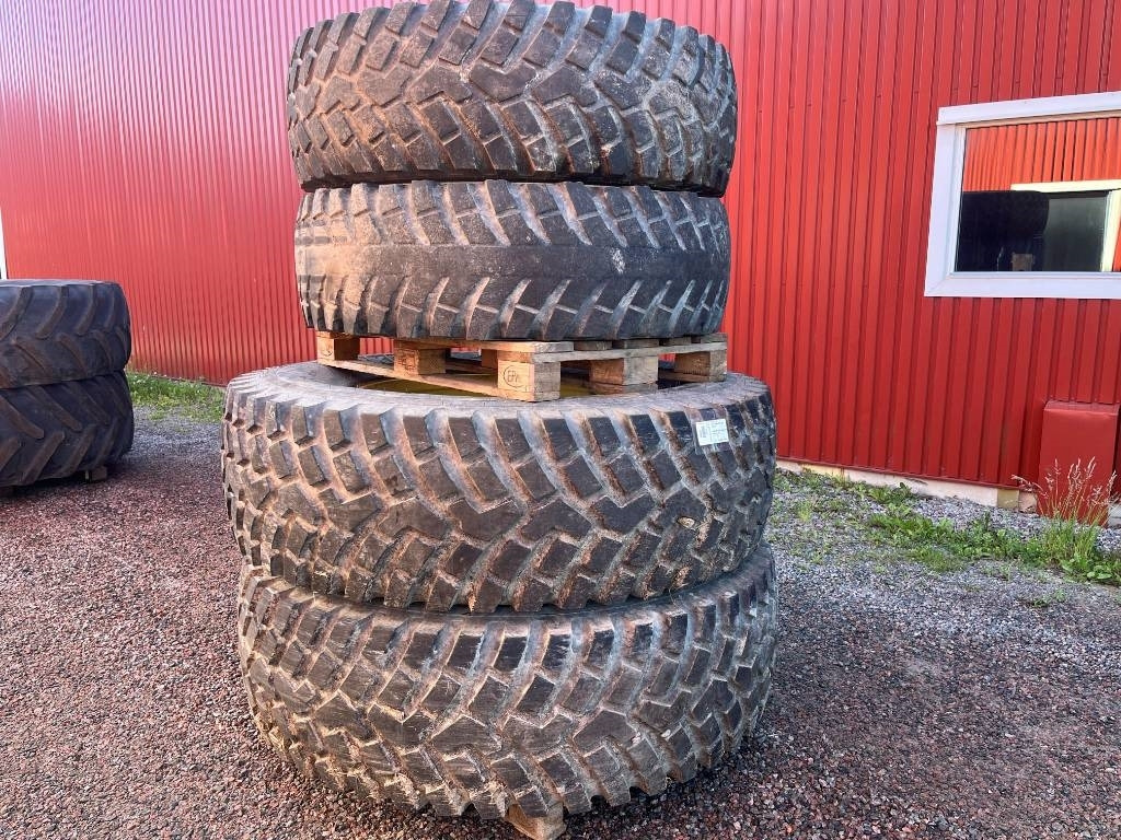 BKT 540/80-38 Ridemax till John Deere 6630 - Guma za Poljoprivredna mašina: slika 1 BKT 540/80-38 Ridemax till John Deere 6630 - Guma za Poljoprivredna mašina: slika 1