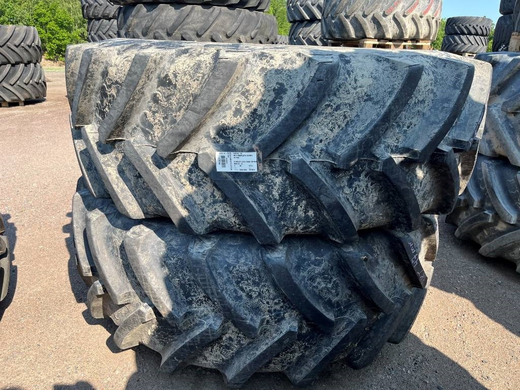 BKT 620/70R42 John Deere 7930 - Guma za Poljoprivredna mašina: slika 1 BKT 620/70R42 John Deere 7930 - Guma za Poljoprivredna mašina: slika 1