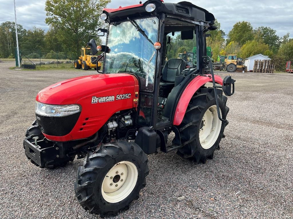 Branson 5025 C Dismantled. Only spare parts - Traktor: slika 4 Branson 5025 C Dismantled. Only spare parts - Traktor: slika 4
