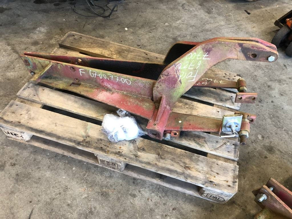 Lastarfäste Ålö Quicke till Ford 7700 6700  - Prednji utovarivač za traktor: slika 2 Lastarfäste Ålö Quicke till Ford 7700 6700  - Prednji utovarivač za traktor: slika 2