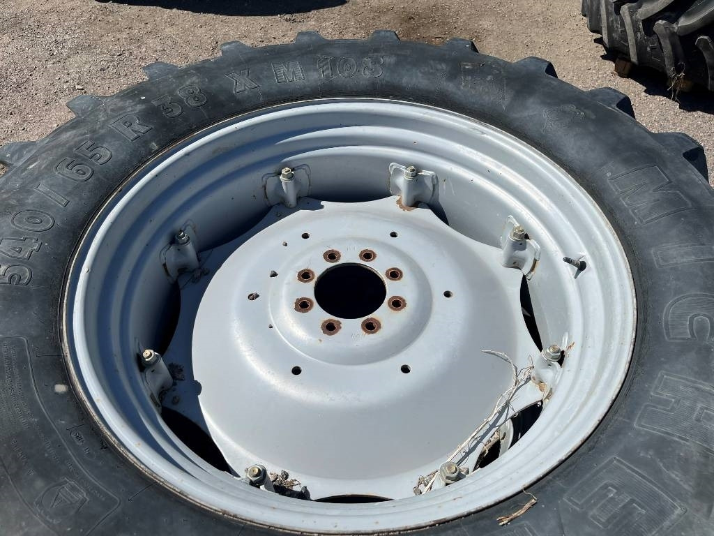 Michelin 540/65R38 till Massey Ferguson 6255 - Guma za Poljoprivredna mašina: slika 3 Michelin 540/65R38 till Massey Ferguson 6255 - Guma za Poljoprivredna mašina: slika 3