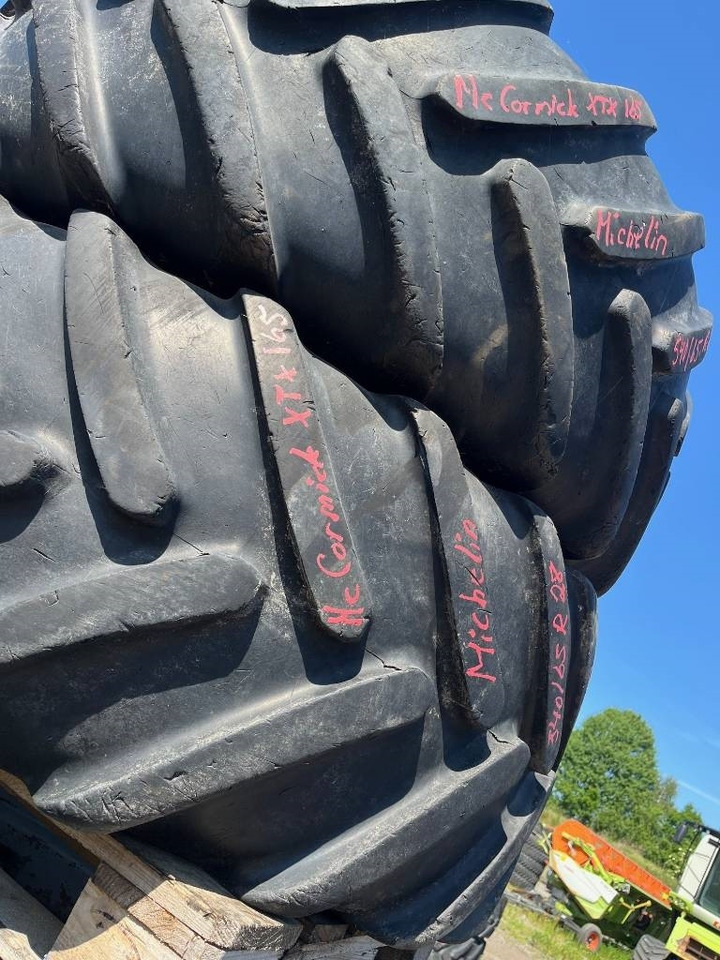Michelin 650/65R38 520/65R28 till Case , MC Cormick  - Guma za Poljoprivredna mašina: slika 4 Michelin 650/65R38 520/65R28 till Case , MC Cormick  - Guma za Poljoprivredna mašina: slika 4